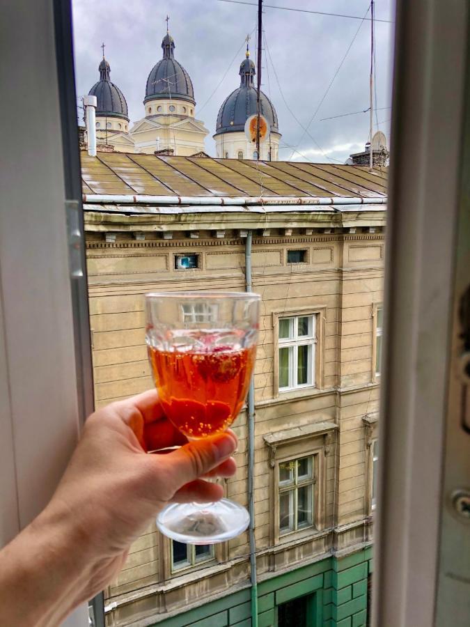 Romantic Apartments - Центр Львова , З Видом На Місто Exteriör bild